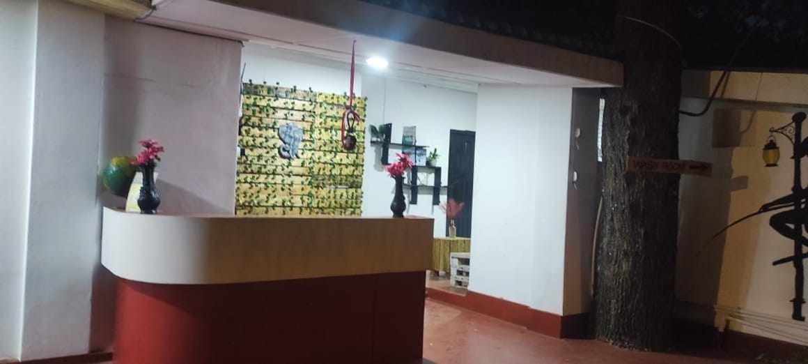 Swiss Kiss Beach Resort Uppuveli Exterior foto
